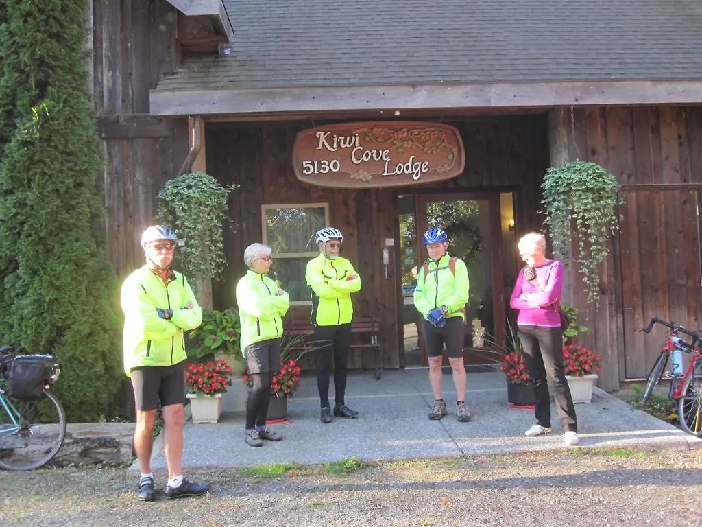 Kiwi Cove Lodge Ladysmith Canada
