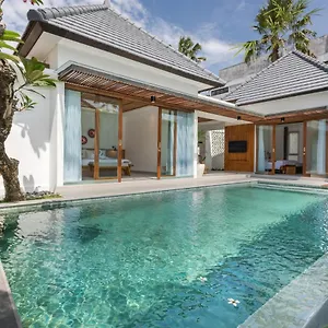 fenosa-seminyak-villas-by-nagisa-bali.hotelsseminyak.net/